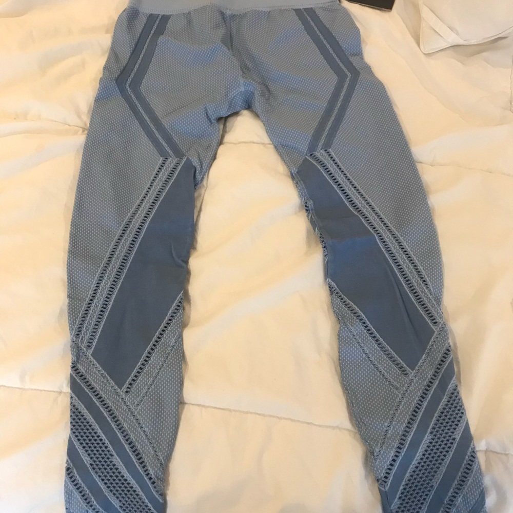Light blue workout leggings